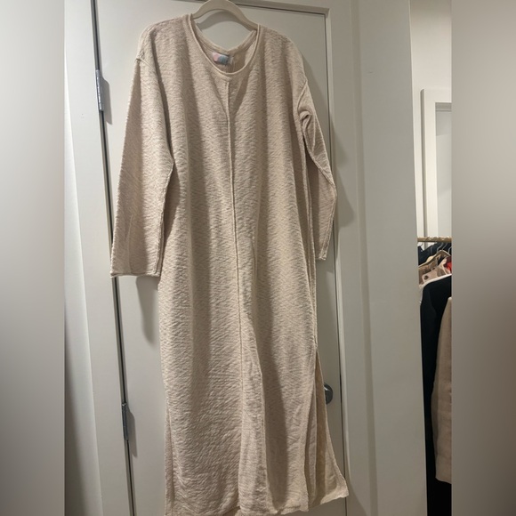 Cream Long Sleeve Knit Dress - Picture 2 of 3